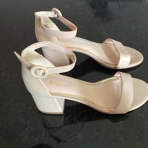 6.5 XAPPEAL WOMENS HARTLEY SANDAL - NUDE